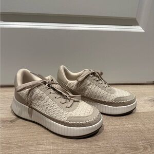 Dolce Vita Fredi Sandstone Platform Sneakers